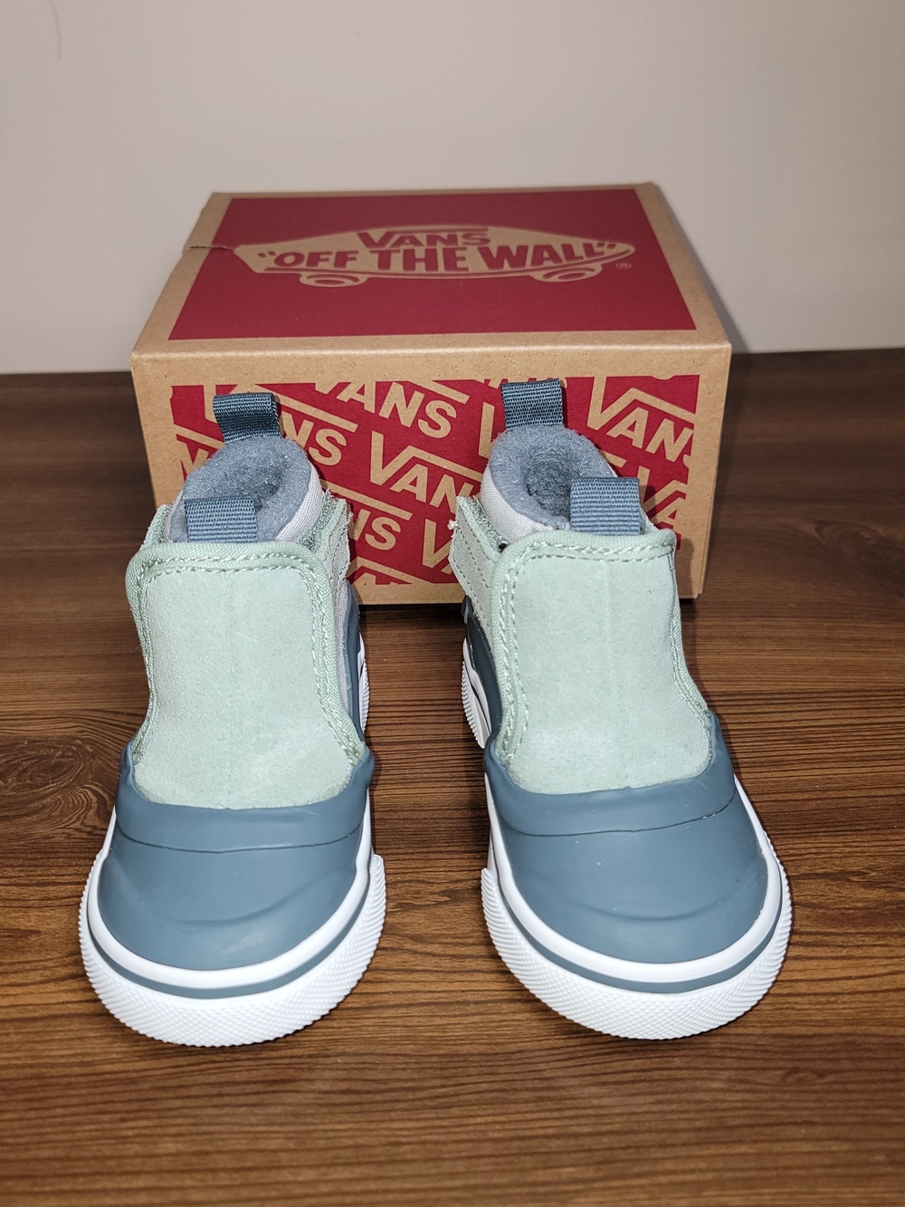 Vans Kids MTE™ Slip-On Hi Terrain V - Size 4 Toddler